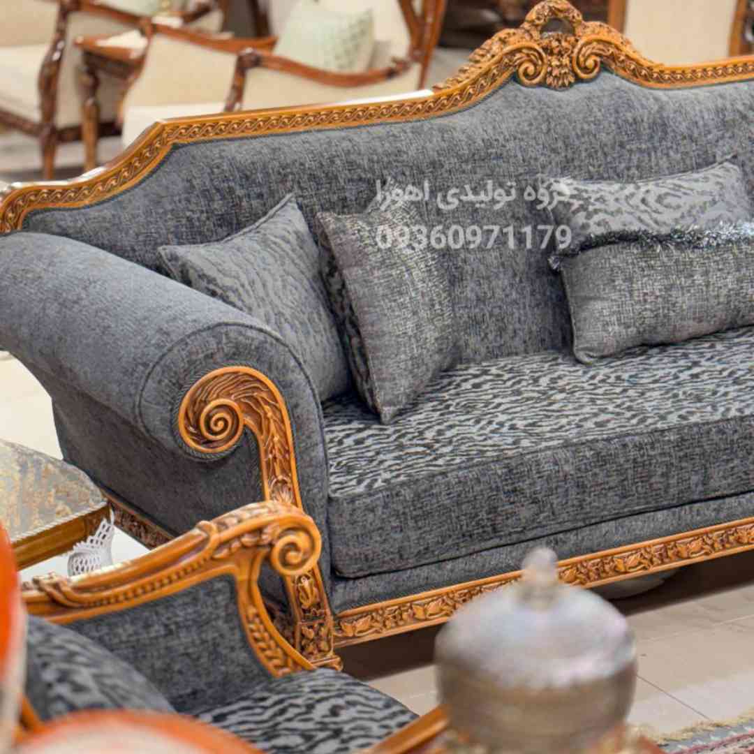 خرید مبل کلاسیک مدل پیچک ۸ نفره + میز ناهارخوری ۸ نفره