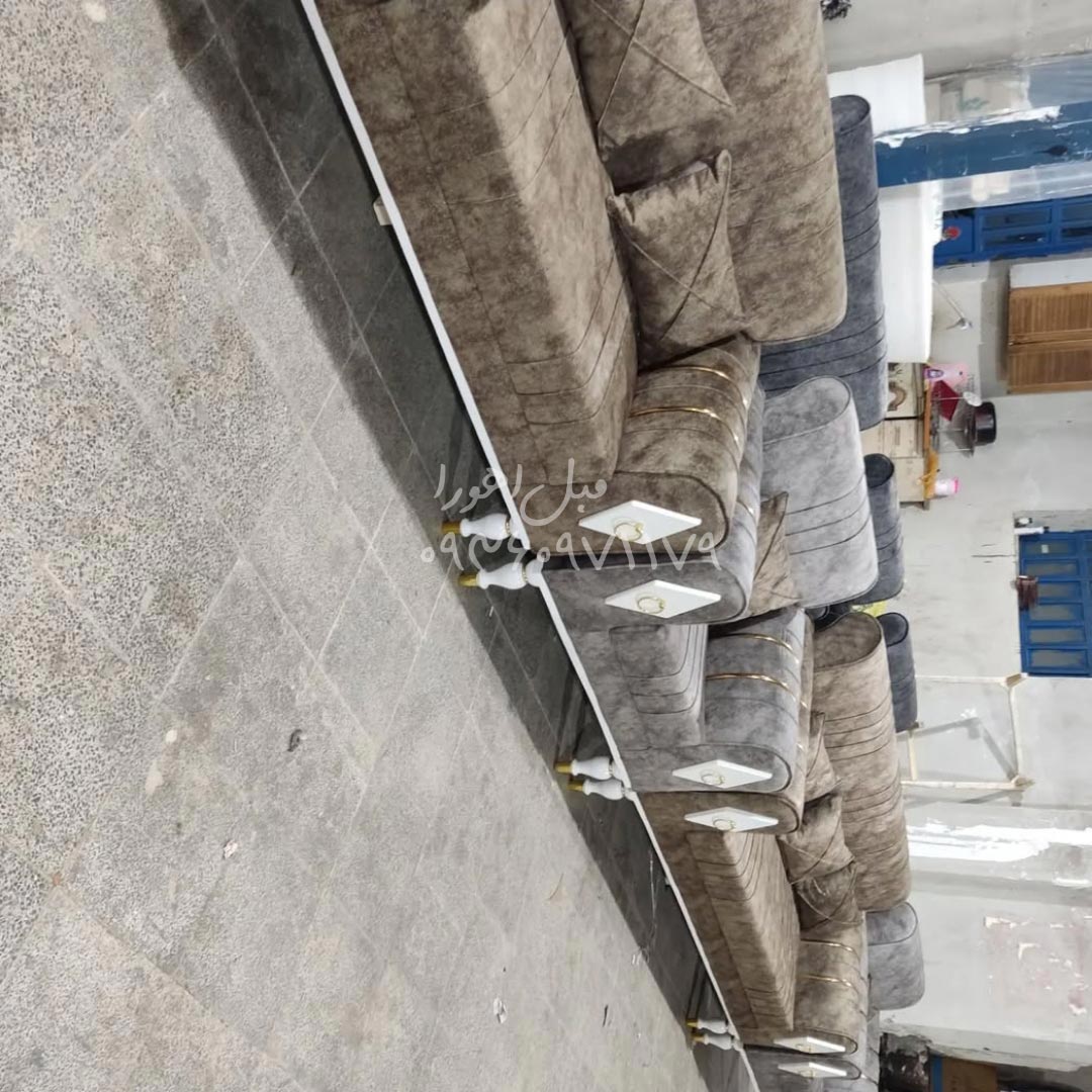 مبل راحتی اسکارلت پایه چوبی